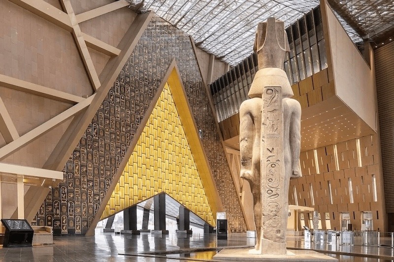 NİL NEHRİNDEN PİRAMİTLERE MISIR TURU (LXR-SPX)